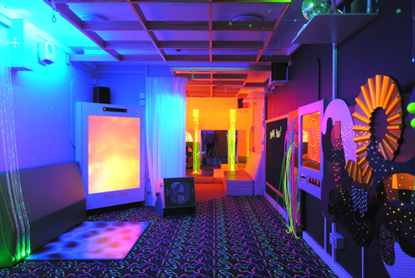 Home Sensory Room, Snoezelen® Multi-Sensory Environments and Sensory  Equipment